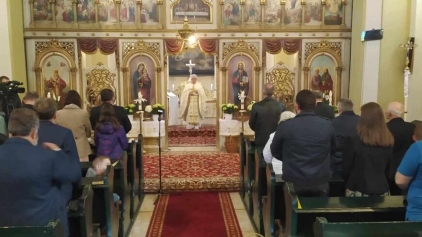 img_Szent_Liturgia_a_Szent_Peter_es_Szent_Pal_Gorogkatolikus_Templomban_Sarospatakon