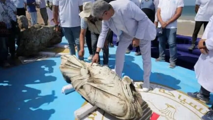 img_Elsullyedt_varos_ketezer_eves_kincseit_emeltek_ki_a_regeszek