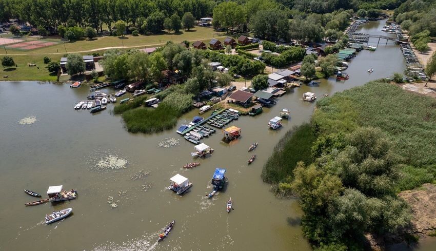 img_Iden_is_elrajtolt_a_PET_Kupa_a_Bodrogon