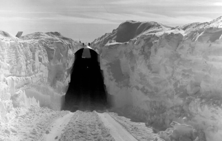 img_Titkos_varost_fedezett_fel_a_NASA_a_gronlandi_jeg_alatt