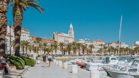 Horvátországban jövőre 1050 euróra emelkedik a bruttó minimálbér