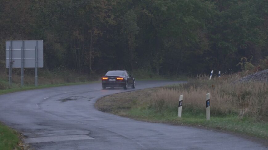 img_Megujul__a_3708-as_ut_Hidasnemeti_es_Palhaza_kozott