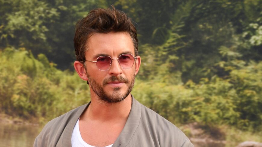 img_A_Bridgerton_sztarja_lett_a_vilag_legszexibb_ferfija_2025-ben