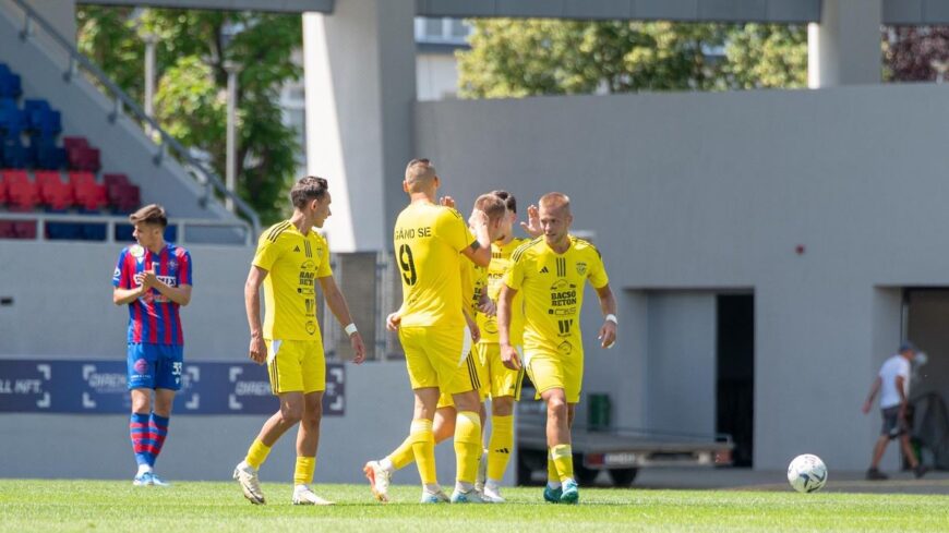 img_A_Cigand_SE_golnelkuli_dontetlent_jatszott_Tarpan