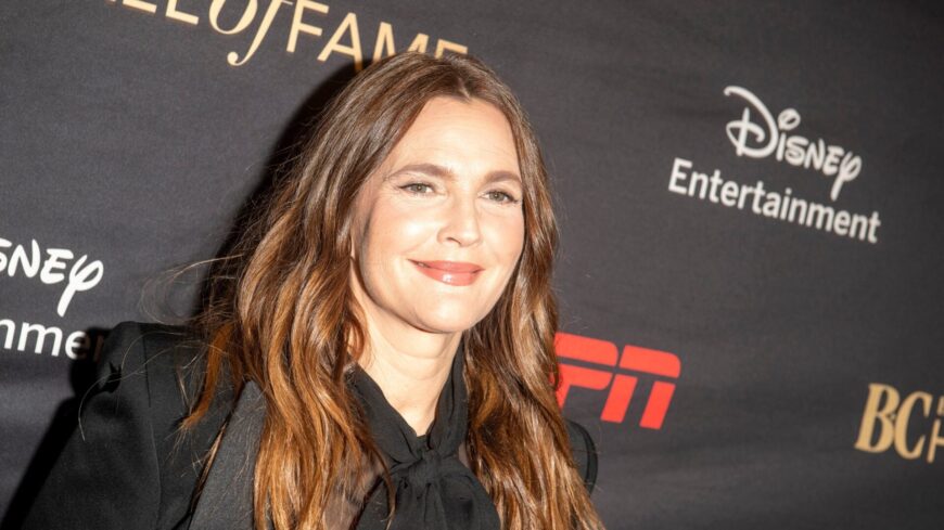 img_Drew_Barrymore_surgossegi_biopszian_esett_at