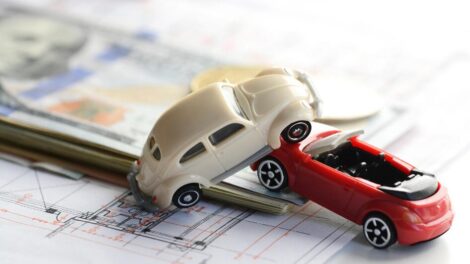 Félidejénél a kötelező biztosítási kampány