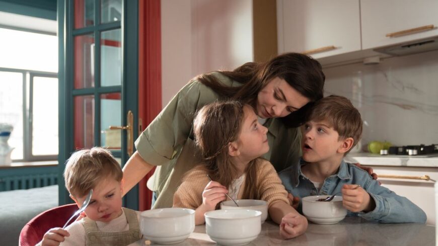 img_Haromgyermekes_anyak__havonta_307_ezer_forint_kedvezmeny_januartol