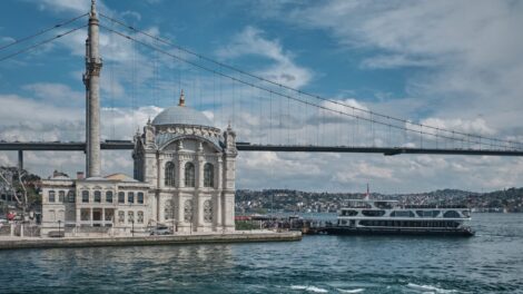 Mérgezés Isztambulban: kiürítették a hotel összes szobáját