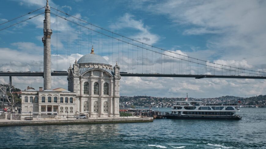 img_Mergezes_Isztambulban__kiuritettek_a_hotel_osszes_szobajat