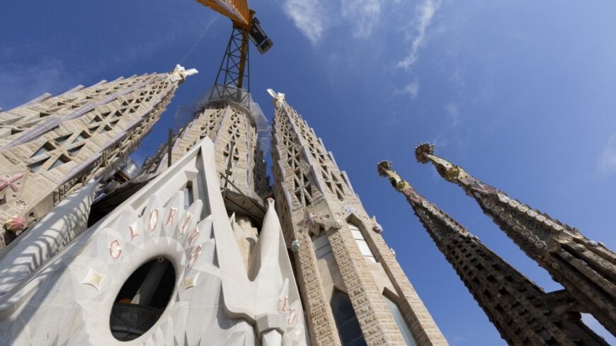 img_Mostantol_a_Sagrada_Familia_a_vilag_legmagasabb_temploma__de_meg_mindig_nincs_kesz