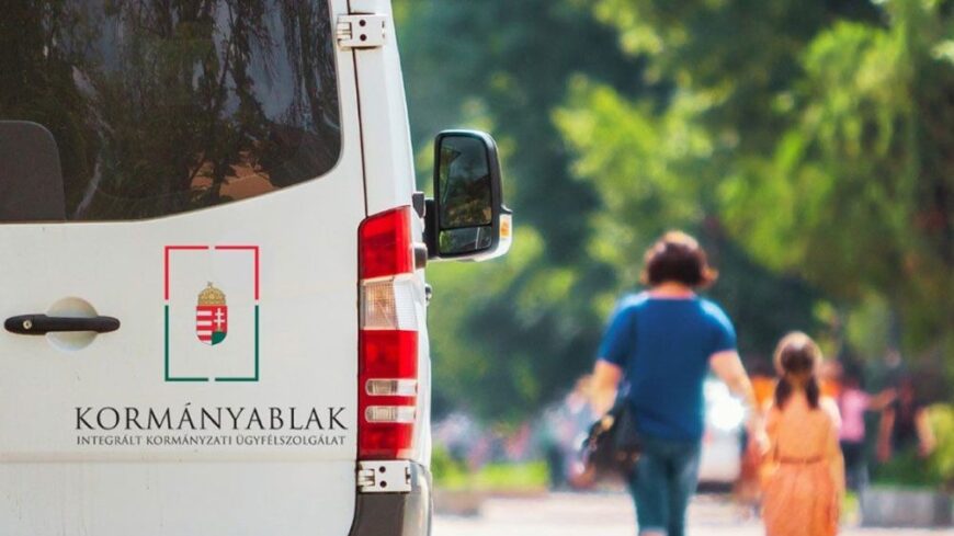 img_Novemberben_is_jar_a_kormanyablakbusz