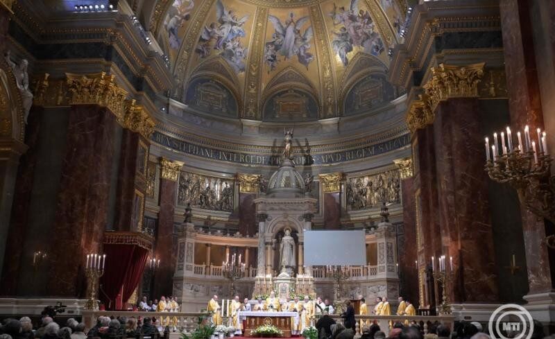 img_Szazhusz_eves_a_budapesti_Szent_Istvan-bazilika