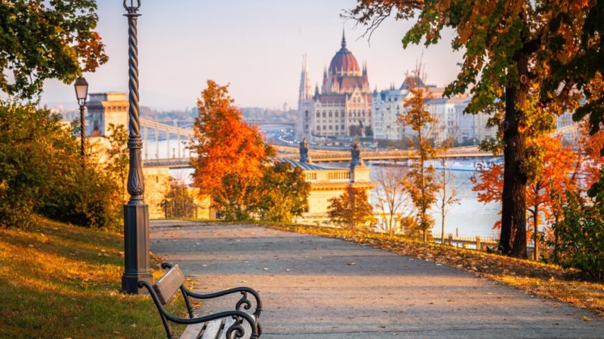 img_oszi_utazasi_csucs__Budapest_es_a_videki_furdovarosok_voltak_nepszeruek