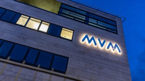 Az MVM fellép a digitális csalások visszaszorításáért