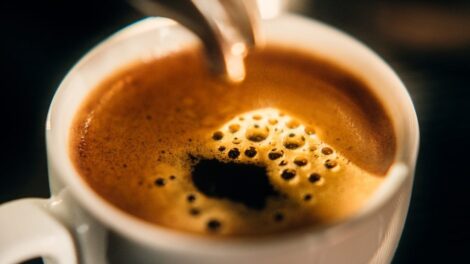 Ezek a robotok már kávét főznek és ruhát hajtogatnak