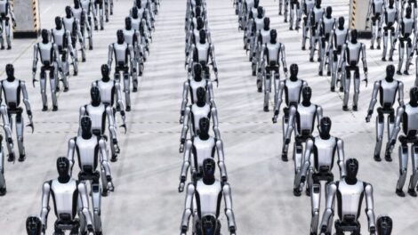 Kínában eljött a disztópikus jövő: a határon járőröznek a humanoidjaik