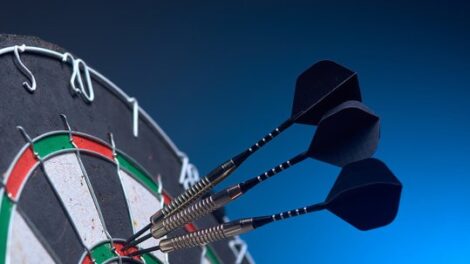 Kovács Patrik felkészülése a darts-világbajnokságra