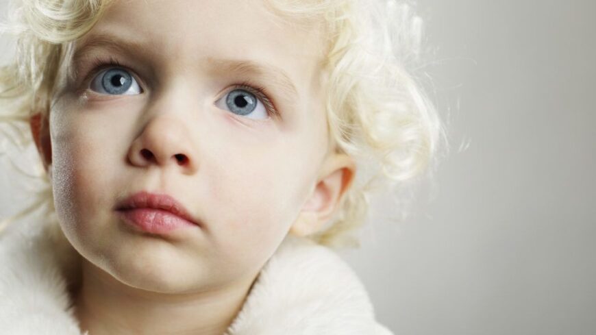 img_Miert_sotetedik_be_a_gyerekek_szoke_haja_