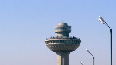 Mintha űrkikötőnek épült volna a jereváni repülőtér