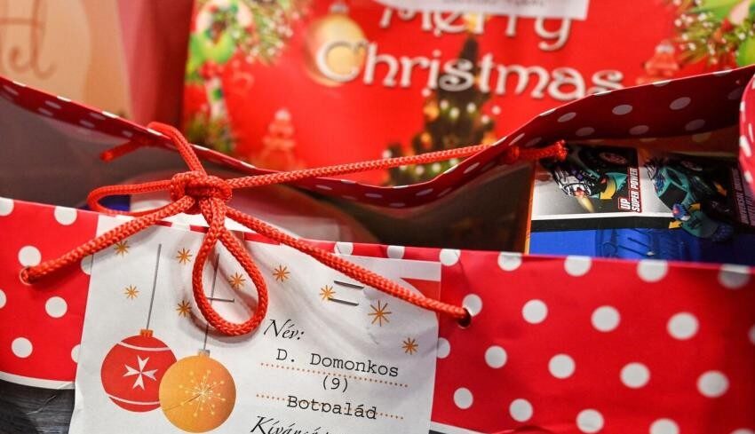 img_Tobb_mint_1600_gyermek_karacsonyi_kivansagait_teljesitettek_a_Maltai_szeretetszolgalat_kampanya_soran