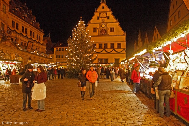 img_Van_egy_hely_a_Foldon__ahol_mindig_karacsony_van