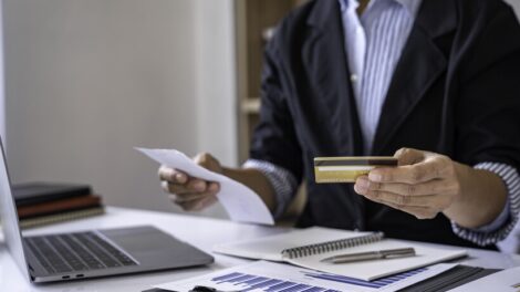 Január végéig a lakossági ügyfelek megkapják éves bankszámladíj-összesítésüket