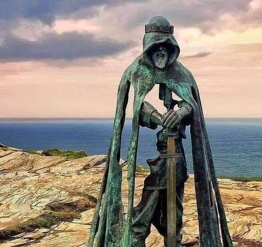 img_Artur_kiraly_legendaja__Tenyek_es_mitoszok