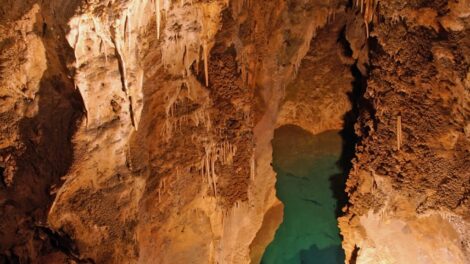 Felújítás miatt bezár az Aggteleki-karszt egyik legismertebb látványossága, a Rákóczi-barlang