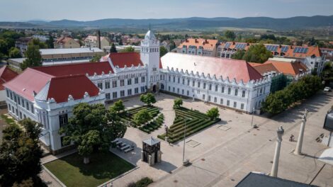 Kategóriát lépett a Tokaj-Hegyalja Egyetem