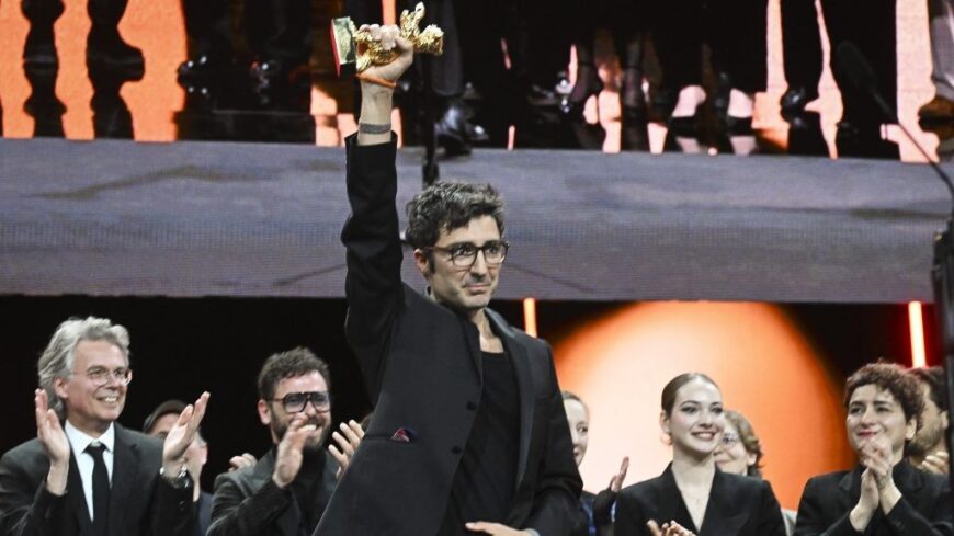 img_Kiosztottak_az_Arany_Medve_dijakat