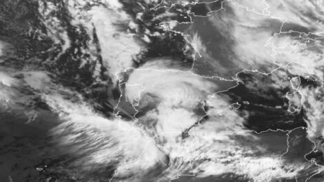 Légköri folyó áztatja Nyugat-Európát