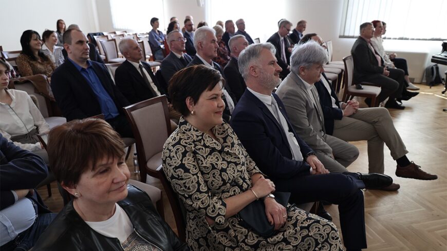 img_onkormanyzati_es_vallalati_partnertalalkozot_tartott_a_Tokaj-Hegyalja_Egyetem