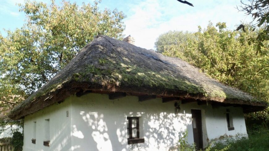 img_Megkezdodik_Sarospatak_egyik_kulonleges_nepi_emlekenek_felujitasa