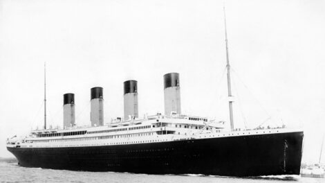 Miért éppen az SOS a vészhelyzet kódja? A Titanic miatt, meg nem is