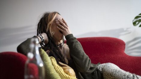 Miért ragályos az ásítás?