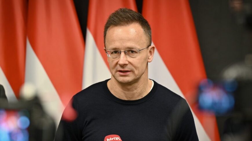 img_Szijjarto_Peter__elindult_az_elso_mentesito_jarat_Jordaniaba