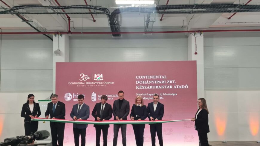 img_atadtak_Satoraljaujhelyen_a_Continental_Dohanyipari_Zrt__uj_keszaruraktarat