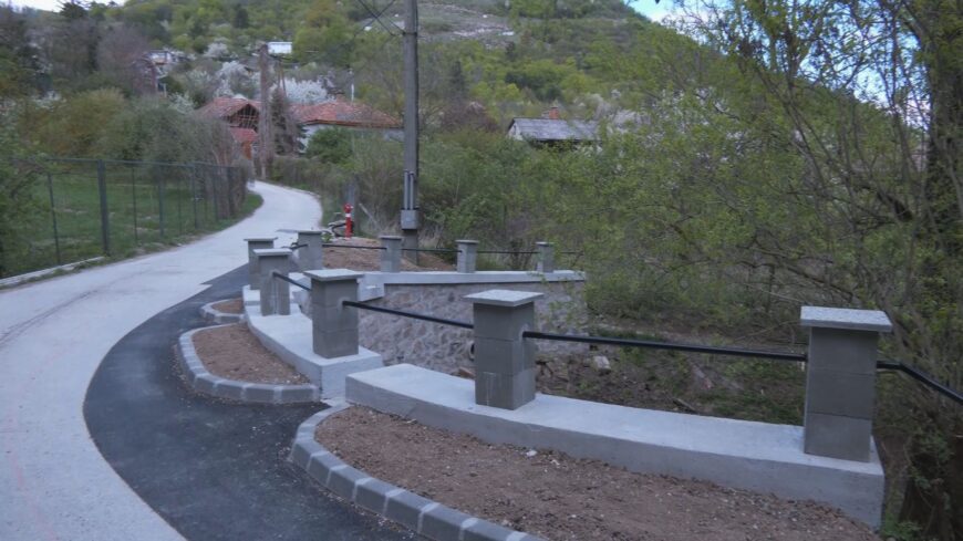 img_Elkeszult_a_Szar-hegy_utcai_kohid_rekonstrukcioja_Satoraljaujhelyen