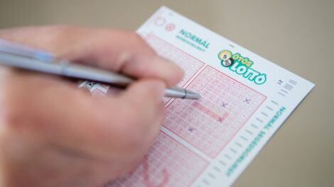 Telitalálatok után vizsgálat indul a Szerencsejáték Zrt-nél