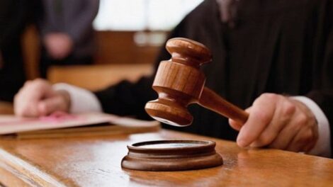 Elítélték a férfit személyi szabadság megsértése miatt