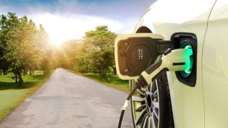 Átlépte a négyezret az engedélyköteles elektromos töltőberendezések száma Magyarországon