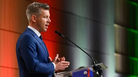 Új kormánybiztosokat nevezett meg Magyar Péter