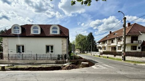 Újabb útfelújítás és forgalomkönnyítő fejlesztés Sárospatakon