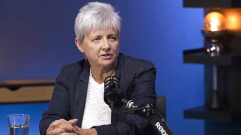 Roma civil platform létrehozását kezdeményezte az oktatási miniszter