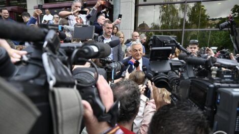 Újraválasztották Orbán Viktort a Fidesz elnökének