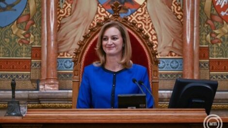 Lengyelországba látogat az Országgyűlés elnöke