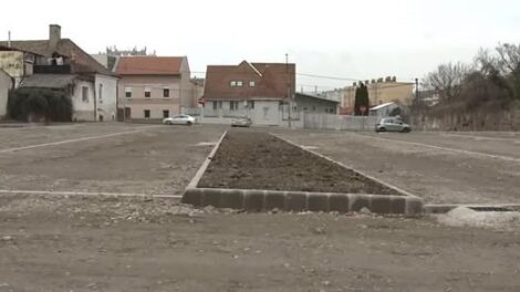 Elkezdődött a második ütem: készül az Árpád utcai parkoló