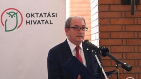 Lemondott az Oktatási Hivatal elnöke