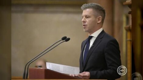 Új otthonteremtési programot jelentett be Magyar Péter